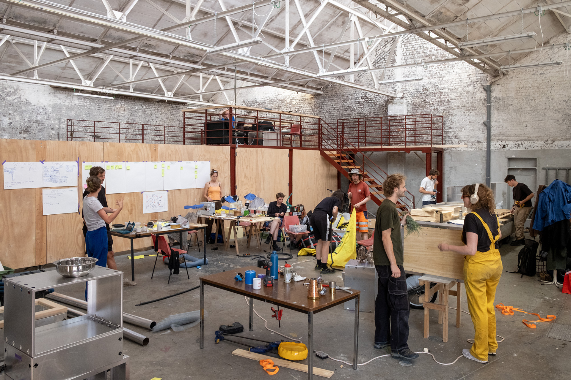 H.O.W. – H.O.T. – Verffabriek