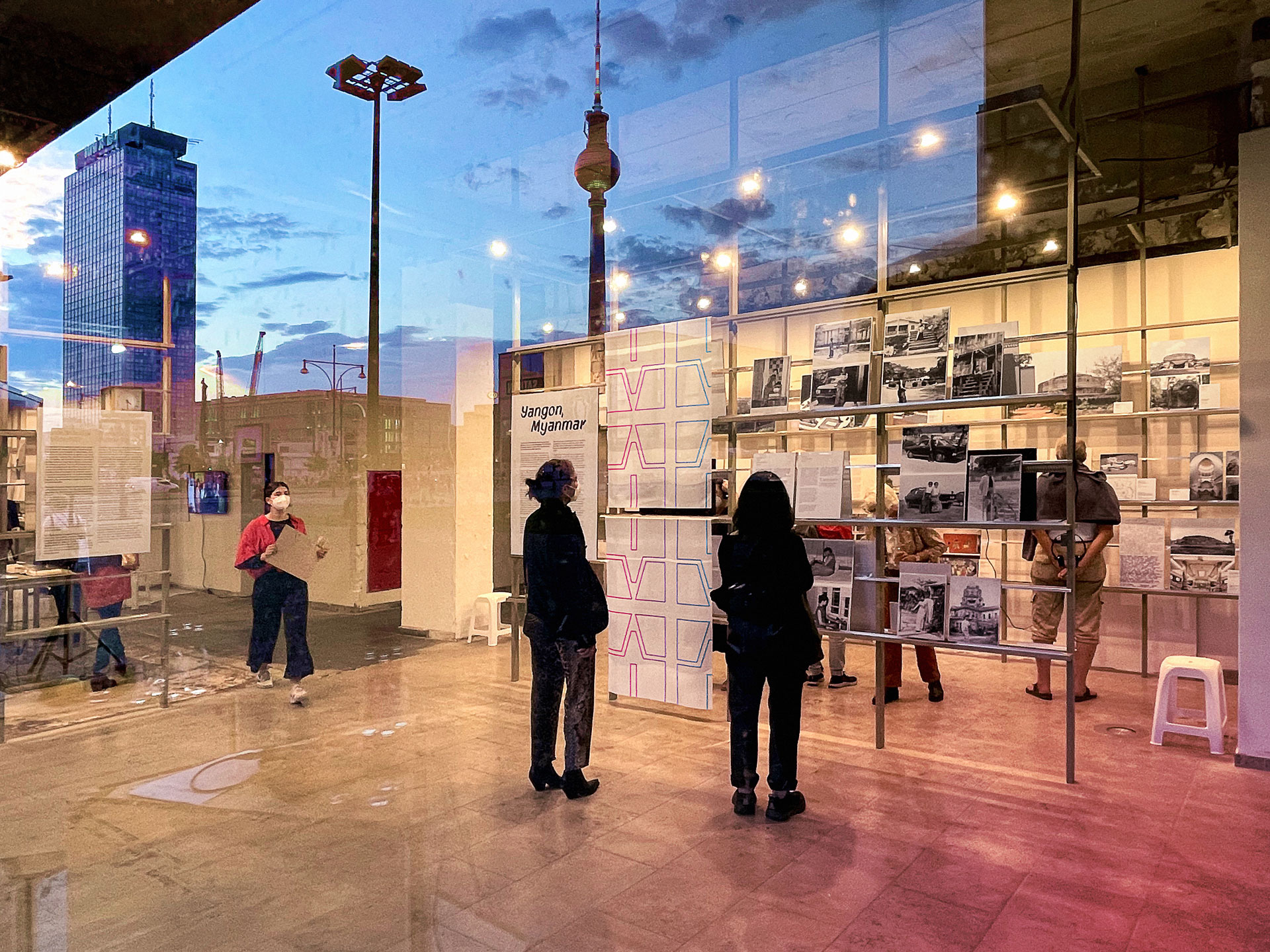 Contested Modernities